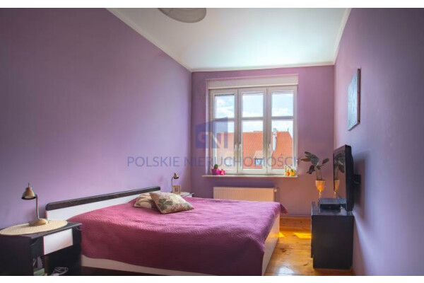 Wrocław, Śr&oacute;dmieście, Plac Grunwaldzki, Mariana Smoluchowskiego, 112 m&sup2; przy Placu Grunwaldzkim | 5 pokoi .
