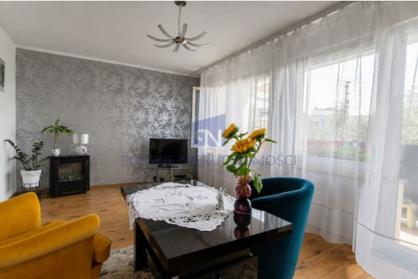 Wrocław, Fabryczna, Kozan&oacute;w, 3 pokoje, duża loggia i 2 kom&oacute;rki | Kozan&oacute;w