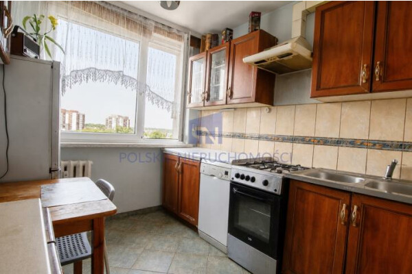 Wrocław, Fabryczna, Kozan&oacute;w, 3 pokoje, duża loggia i 2 kom&oacute;rki | Kozan&oacute;w