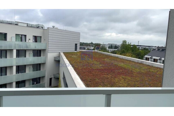 Wrocław, Krzyki, Partynice, Zwycięska, Studio z balkonem | 2750 zł ze wszystkimi opłatami.