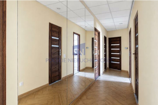 Wrocław, Stare Miasto, Norberta Barlickiego, Ołbin | 92 m&sup2; | 4 pokoje | 2 łazienki | balkon.